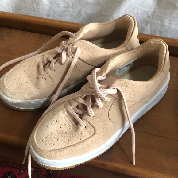 Nike Air Force 1 sage low. Size 7.5 - Picture 1 of 6